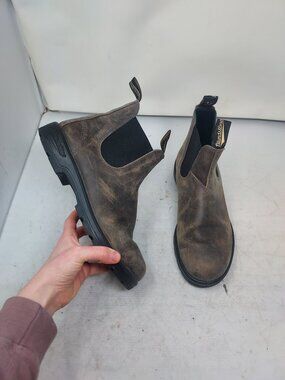 Blundstone WOMENS Brown Chelsea Boot
